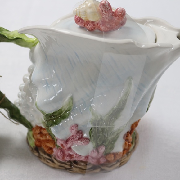 CORNER RUBY TROPICAL COLLECTION UNDER THE SEA FISH PITCHER JAR - NEW - Picture 3 of 8